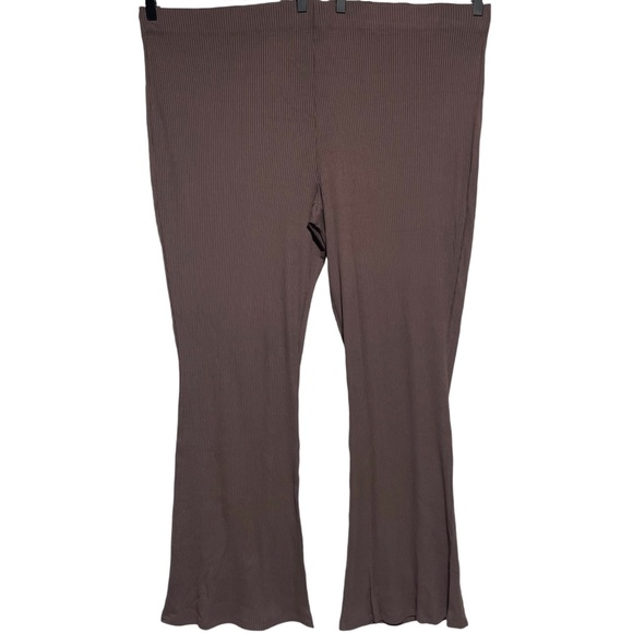 New ASOS Design Curve Ribbed Knit Flare Leg Pants Chocolate Brown Size 24 - Picture 1 of 16
